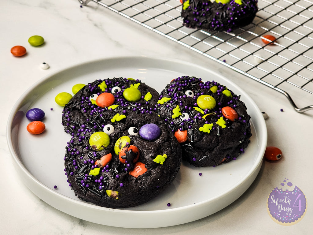 Halloween M&M Cookies on Rhombus