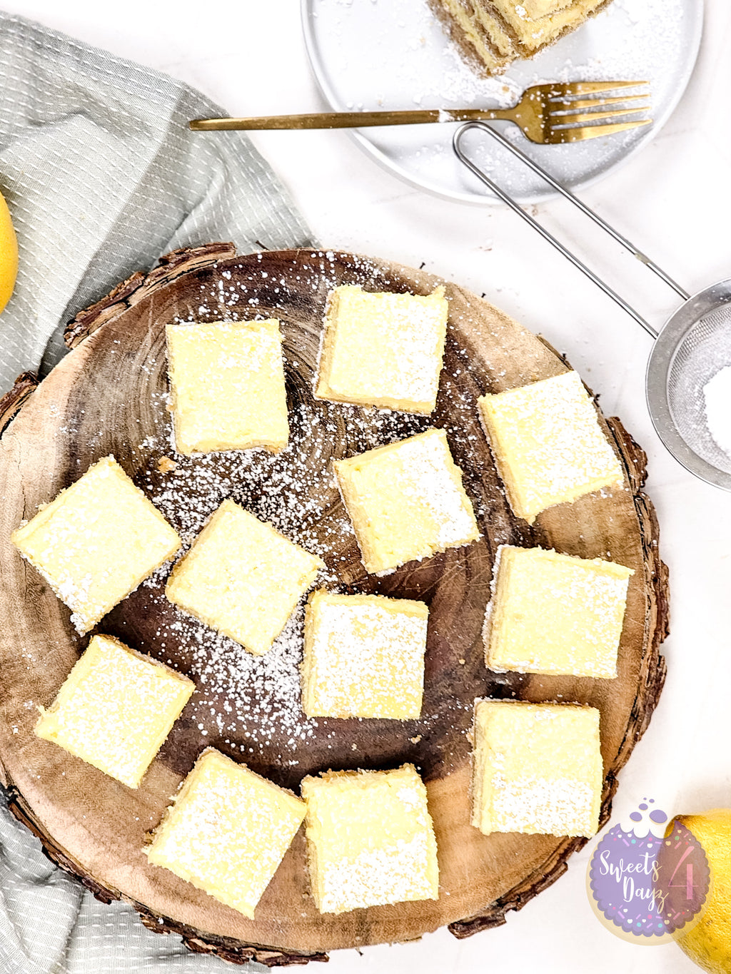 Lemon Cheesecake Bars on Rhombus