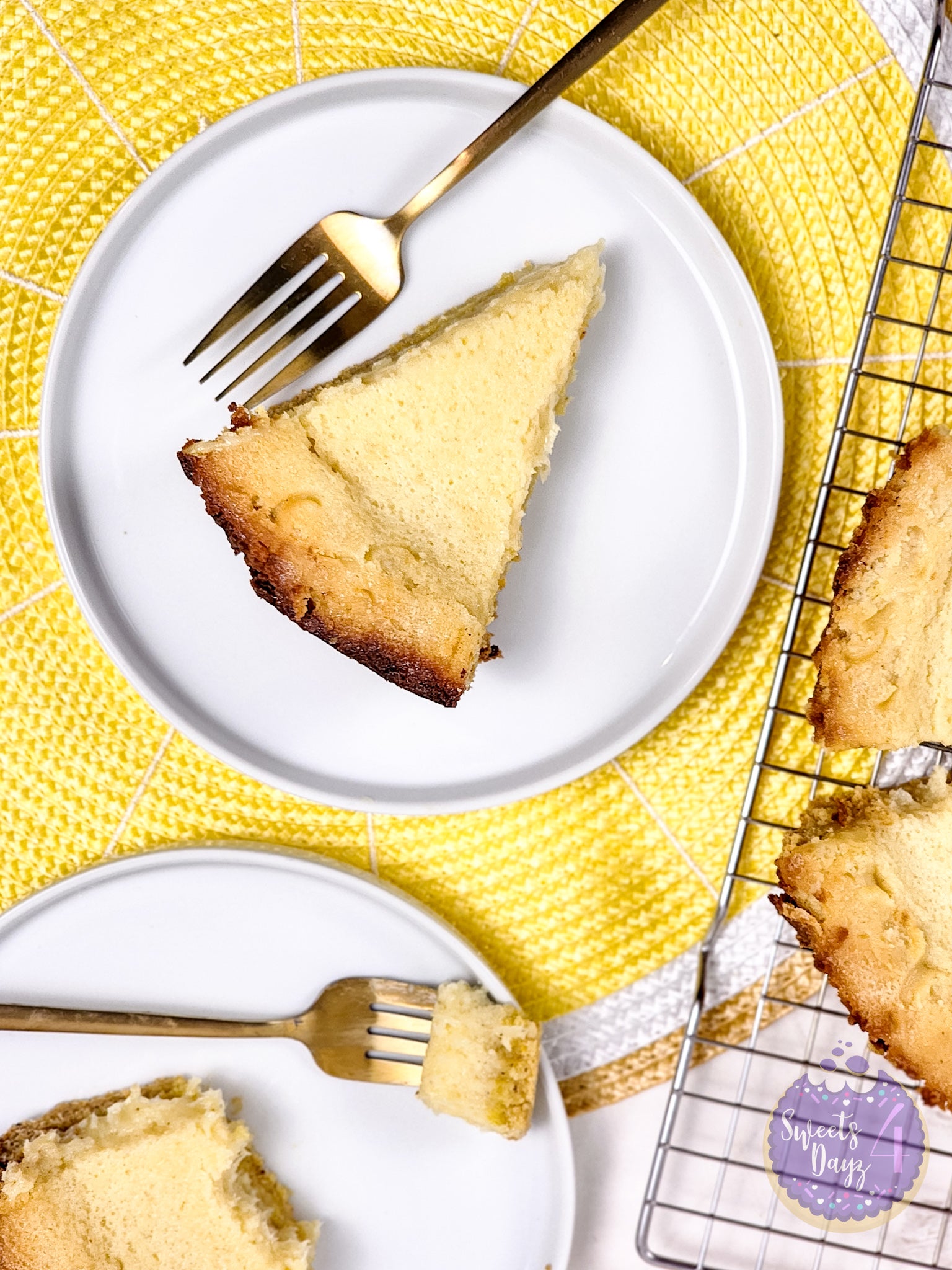 Lemon Gooey Butter Cake on Rhombus